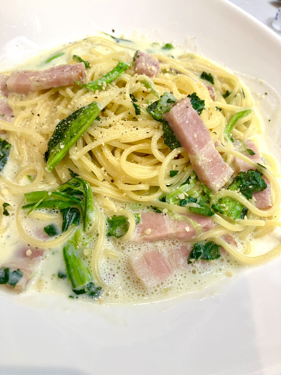 カットほうれん草を使って手軽に！ほうれん草とベーコンのクリームパスタの作り方ステップ7